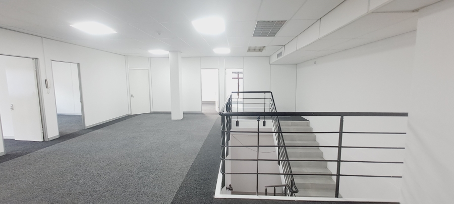 To Let commercial Property for Rent in Bo Oakdale Western Cape
